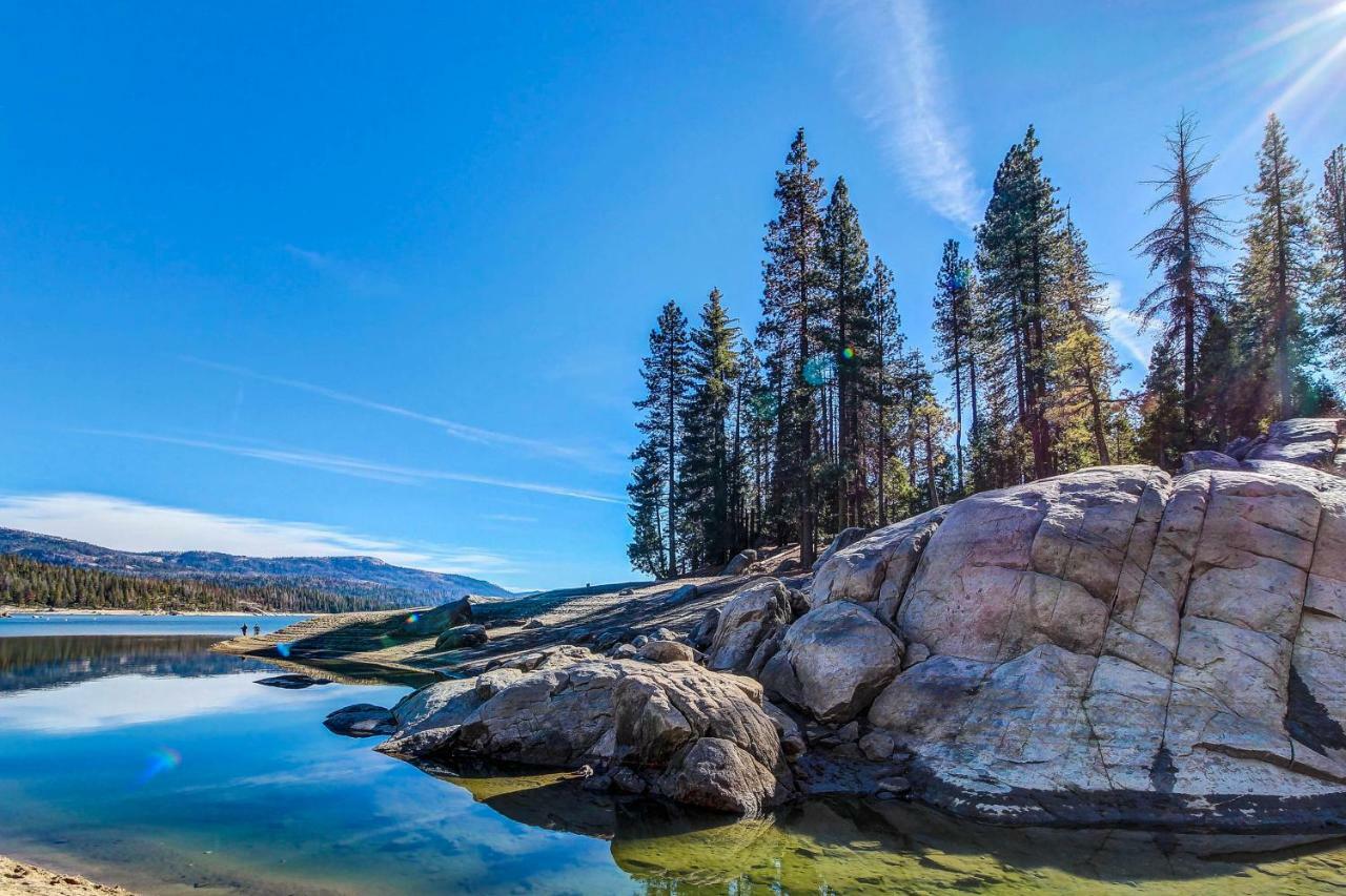 Water'S Edge Retreat Villa Shaver Lake Exterior foto